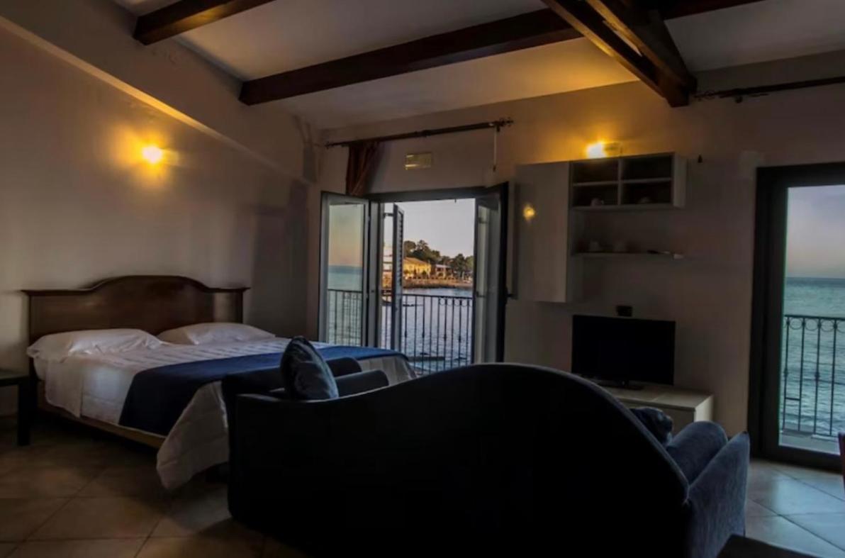 B&B Capomulini Exteriör bild